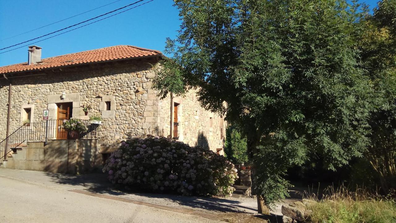 Santibanez de Villacarriedo Las Navedas מראה חיצוני תמונה